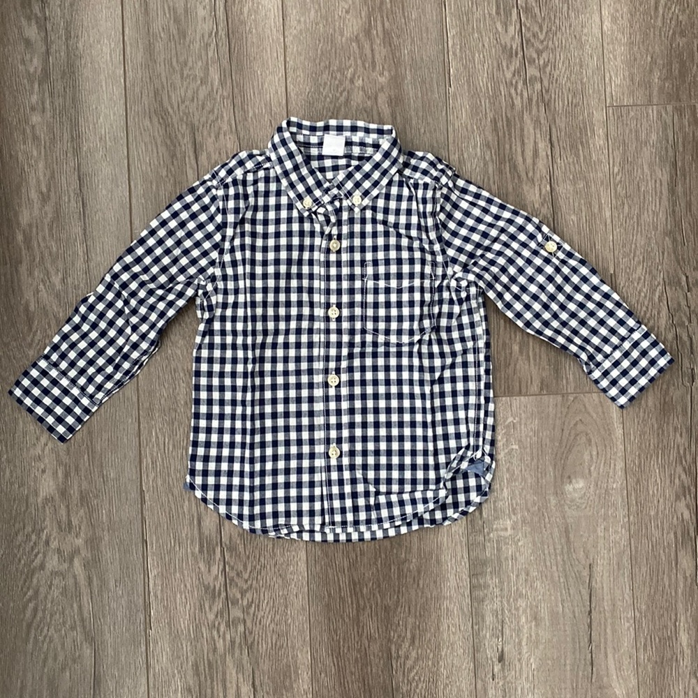 Gap Blue and White Checkered Button Down Shirt